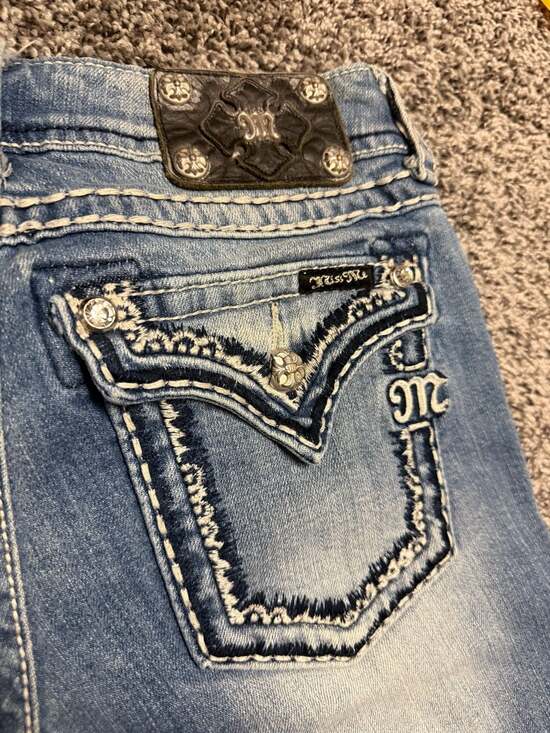 Miss Me Pants - Miss Me Bermuda Denim Shorts Size 28 JS5014M42 Embellished Flap Pocket